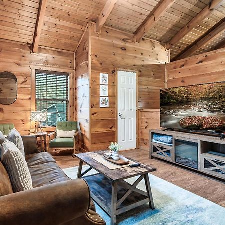 Mama Bear'S Moonshine Ridge Villa Gatlinburg Buitenkant foto
