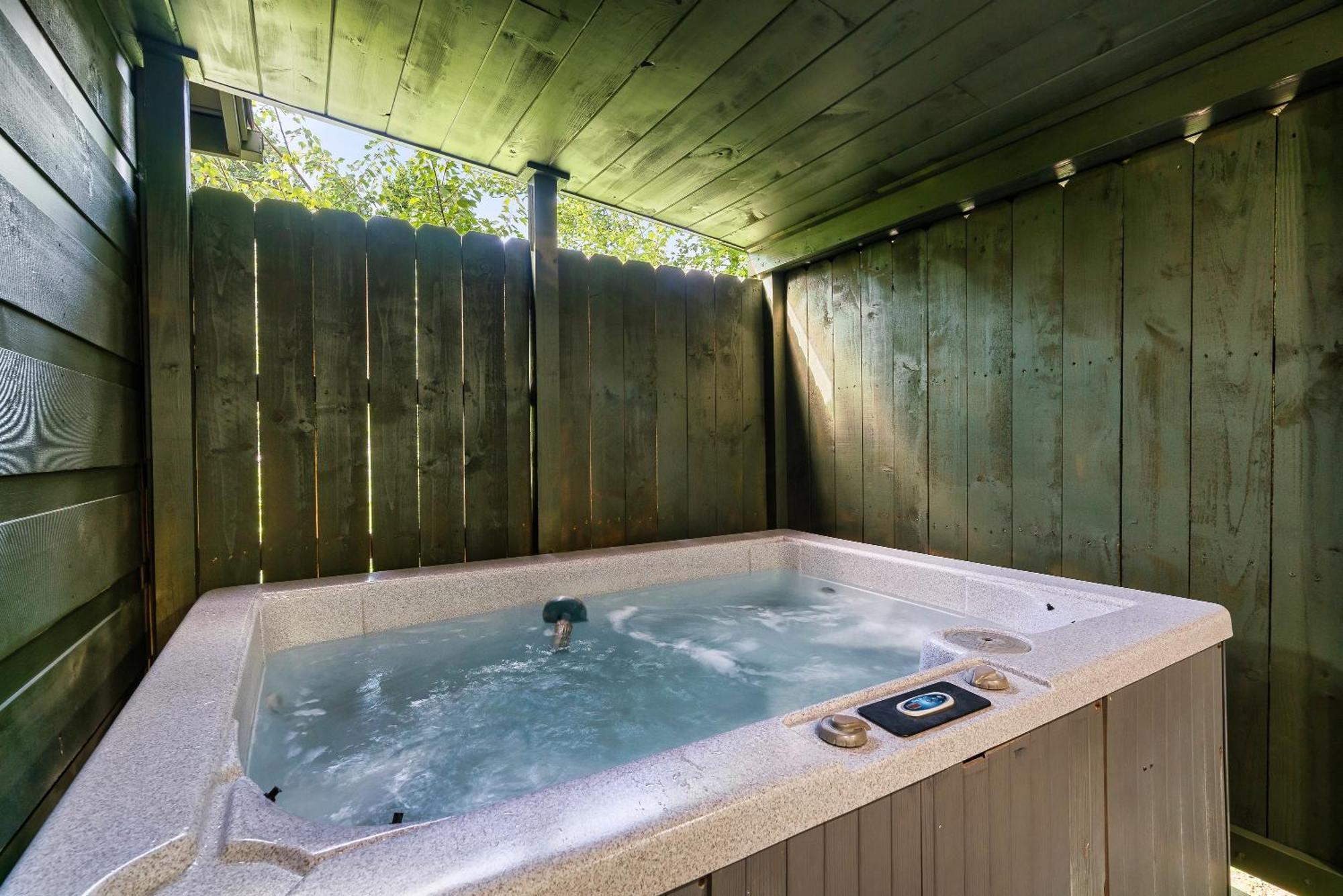 Mama Bear'S Moonshine Ridge Villa Gatlinburg Buitenkant foto